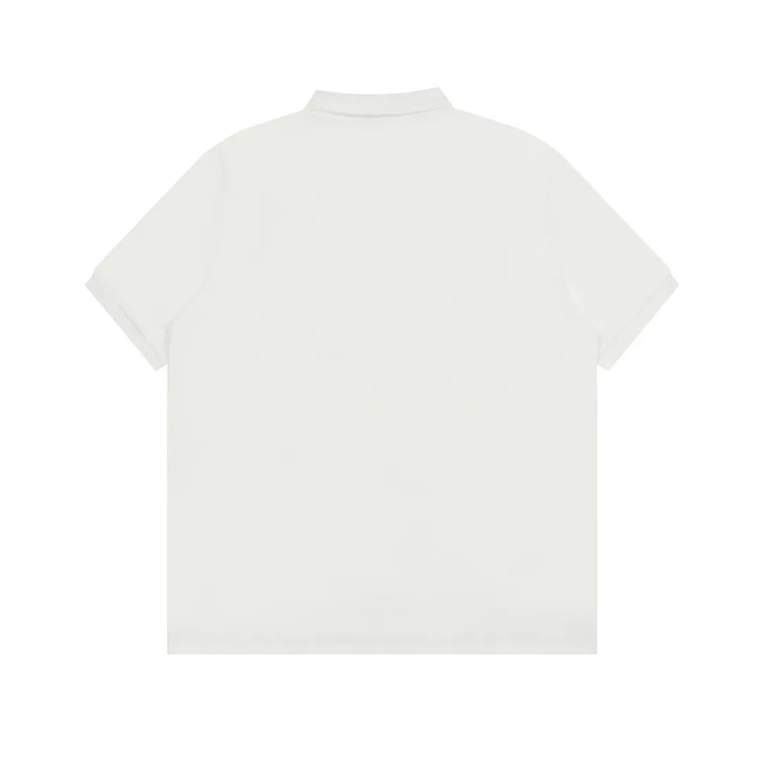 🅿️152 "Top quality" model DS001# (not off the shelves all year round) [Ralph Lauren classic pony embroidered lapel POLO short sleeves] ✅Ralph Lauren classic basic versatile POLO short sleeves ✅Main supplier platform live broadcast Wholesale entities will be replenished if out of stock, will not be removed from the shelves ✅ZP quality 1:1 version Scan the code to enter the GF website Z cabinet quality ✅Details and quality are the only one in Guangzhou Imported pique fabrics Focus on high-end Needless to say, cost-effective and good quality. ✅The version is restored to the original version. The maximum size can be worn up to 210 pounds. Loose, comfortable and stress-free. ✅Wear for work and life. Suitable for various occasions. A must-have for couples. Size: